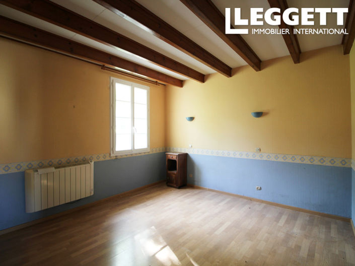 Image No.9-5 Bed House for sale