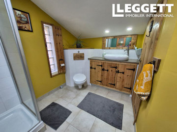 ahr0chm6ly9jzg4uagvzdglhlmltbw8vaw1hz2uvvevom