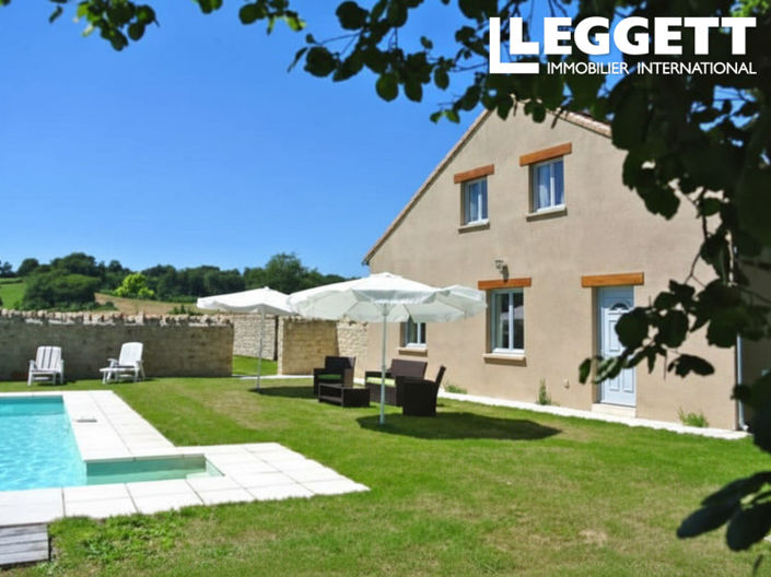 Image No.1-12 Bed Commercial for sale