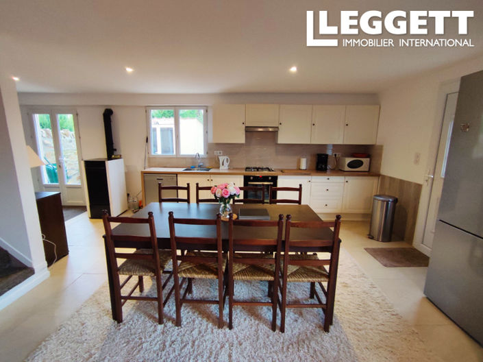 Image No.5-12 Bed Commercial for sale