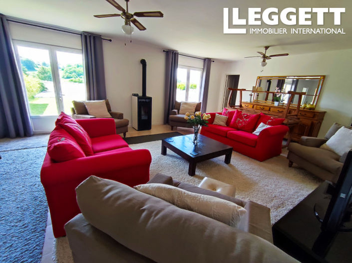 Image No.6-12 Bed Commercial for sale