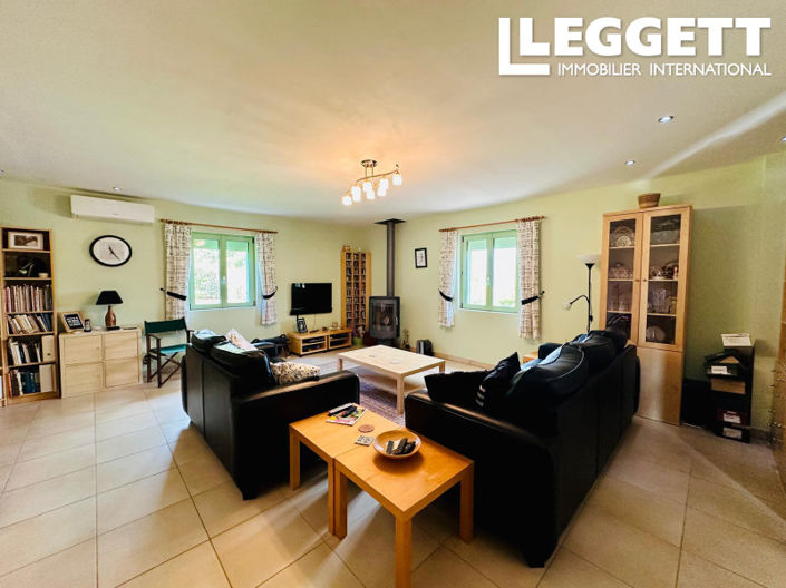 Image No.7-3 Bed House for sale