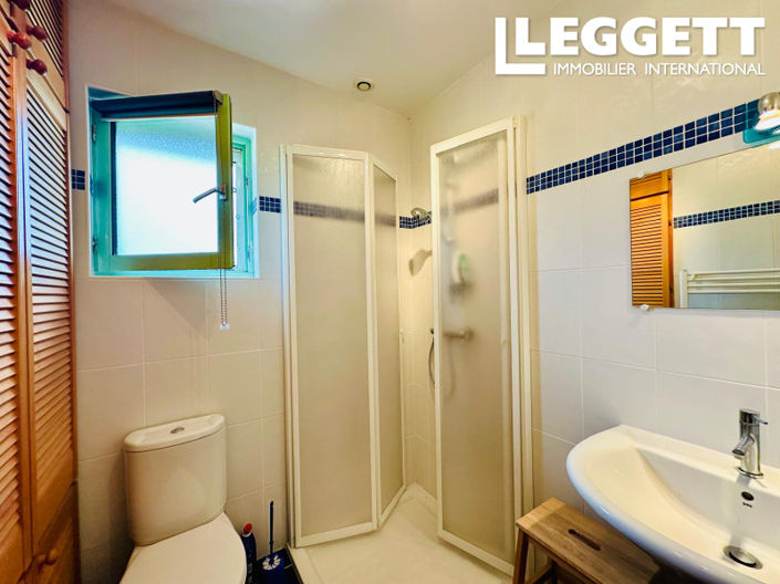 Image No.9-3 Bed House for sale