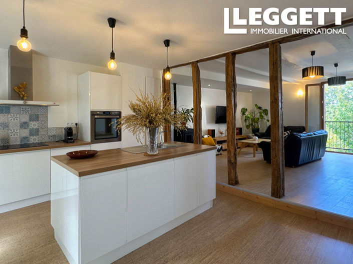 Image No.1-4 Bed House for sale