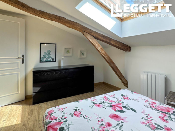 Image No.7-4 Bed House for sale