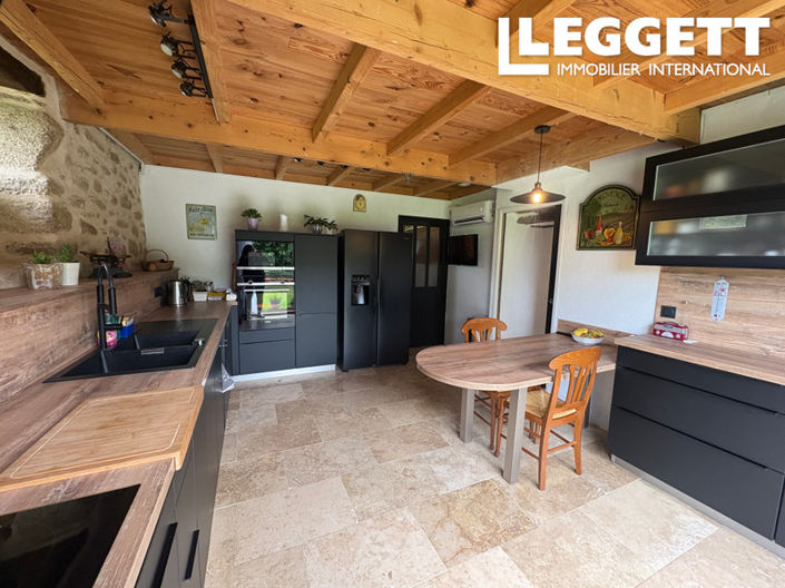 Image No.2-5 Bed House for sale