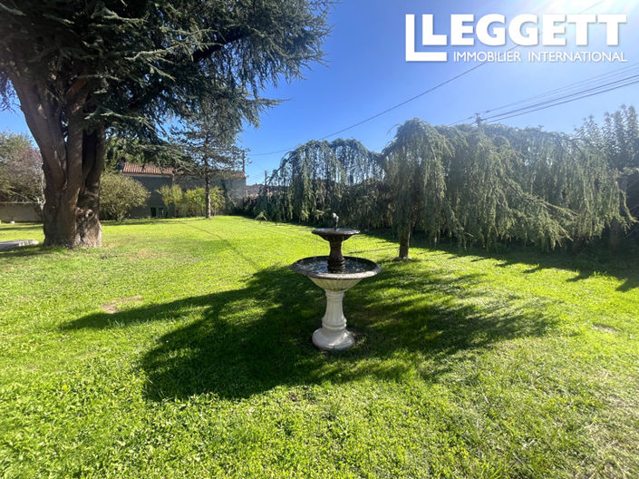 Image No.8-2 Bed House for sale