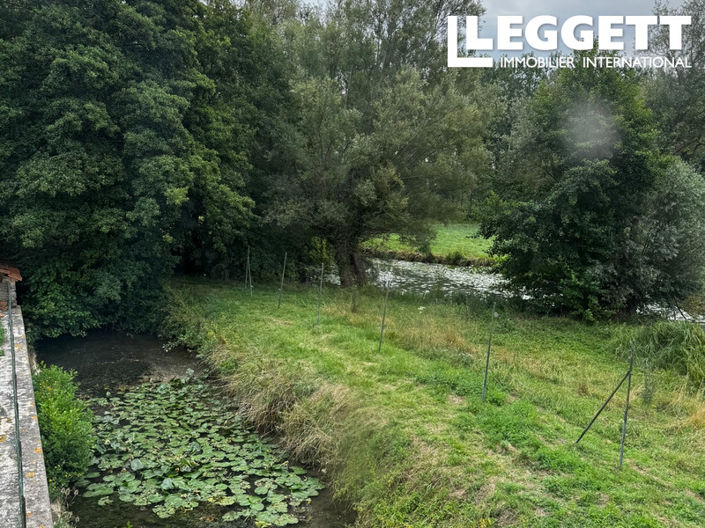 Image No.10-4 Bed House for sale