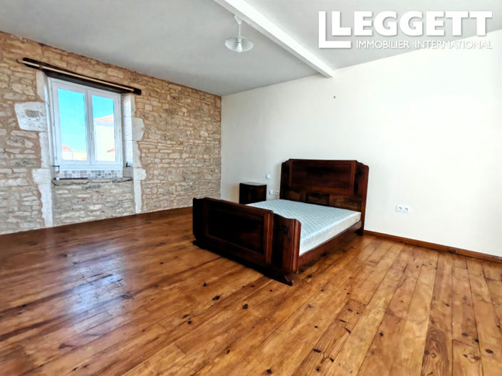 Image No.4-3 Bed House for sale