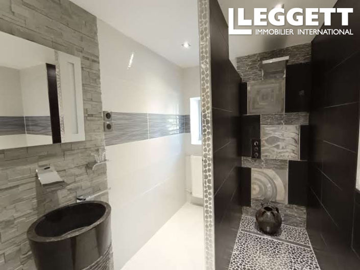 Image No.9-3 Bed House for sale