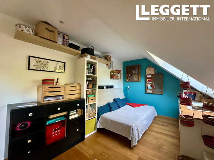 Image No.9-3 Bed House for sale