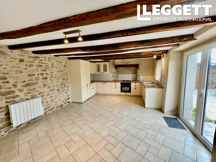 Image No.6-8 Bed House for sale