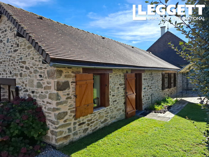 Image No.8-6 Bed House for sale