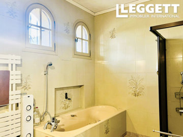 ahr0chm6ly9jzg4uagvzdglhlmltbw8vaw1hz2uvvevom