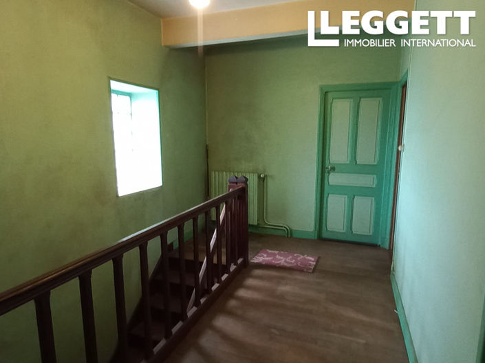 Image No.10-4 Bed House for sale