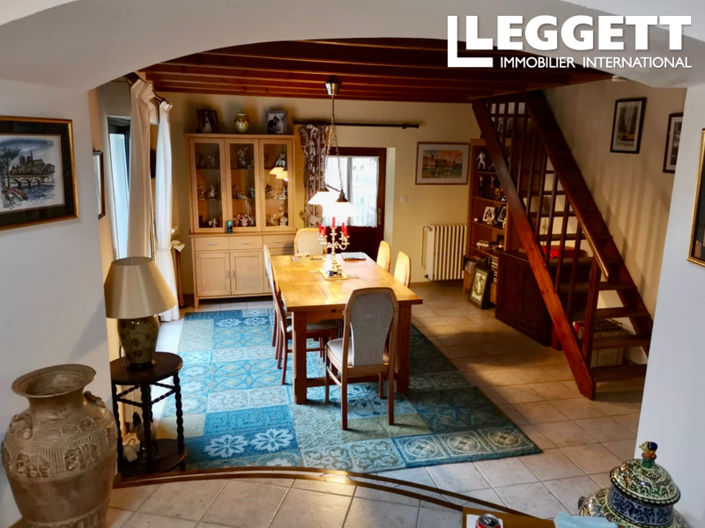 Image No.3-3 Bed House for sale