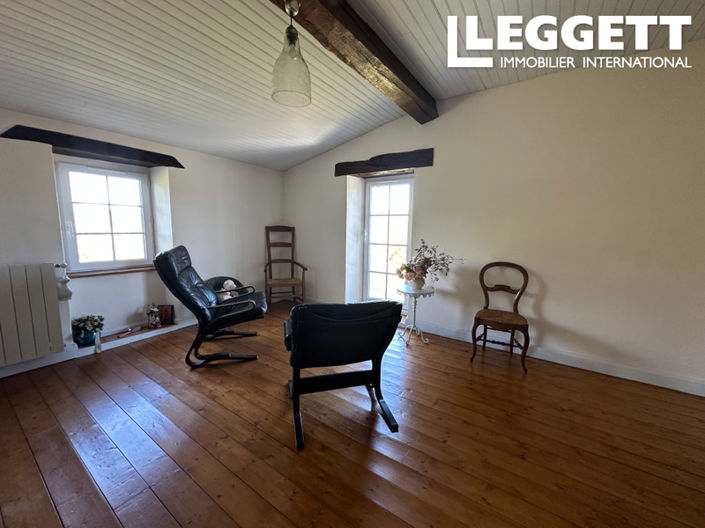 Image No.5-5 Bed House for sale