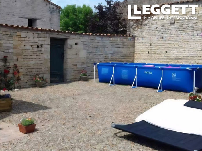 Image No.10-2 Bed House for sale