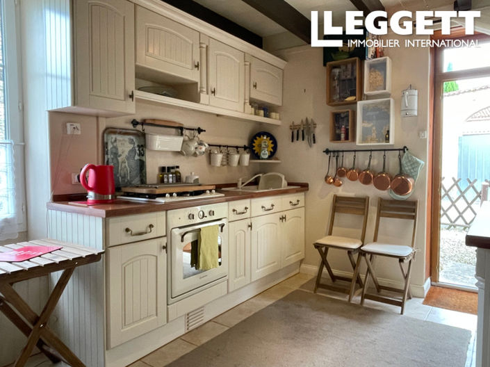 Image No.3-2 Bed House for sale