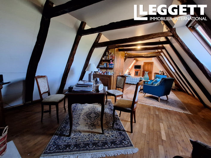 Image No.9-3 Bed House for sale