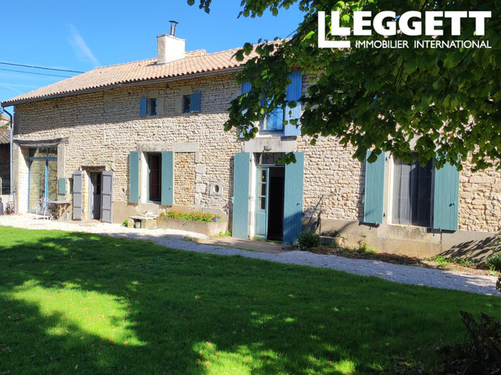 Image No.2-4 Bed House for sale