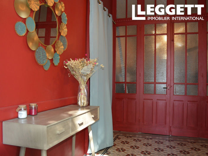 Image No.2-4 Bed House for sale