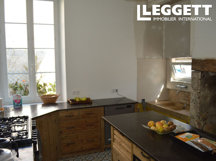 Image No.4-4 Bed House for sale