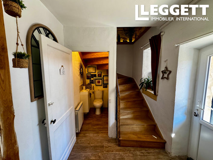 Image No.10-3 Bed House for sale