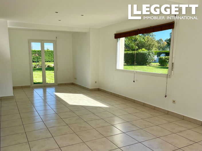 Image No.6-3 Bed House for sale