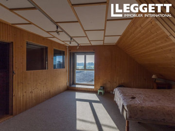 ahr0chm6ly9jzg4uagvzdglhlmltbw8vaw1hz2uvvevom