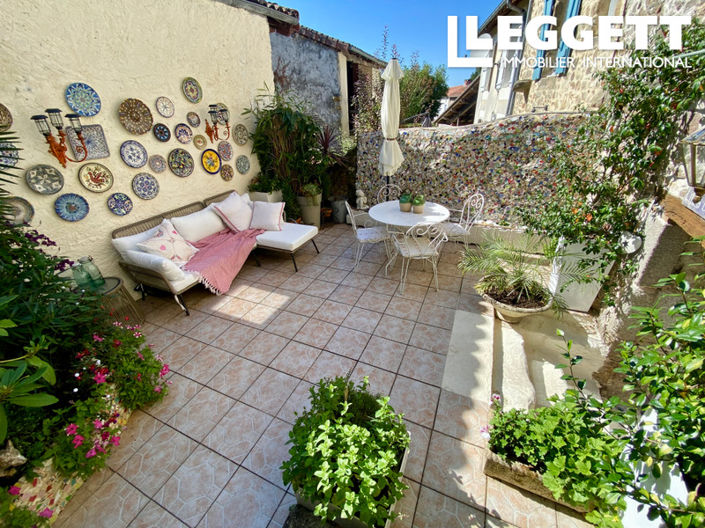 Image No.1-4 Bed House for sale