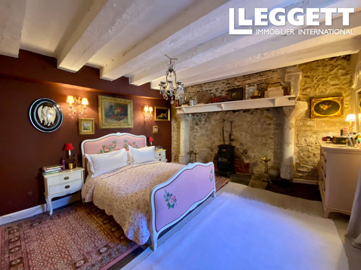 Image No.8-4 Bed House for sale