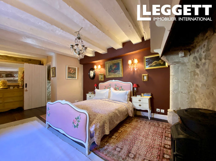 Image No.9-4 Bed House for sale