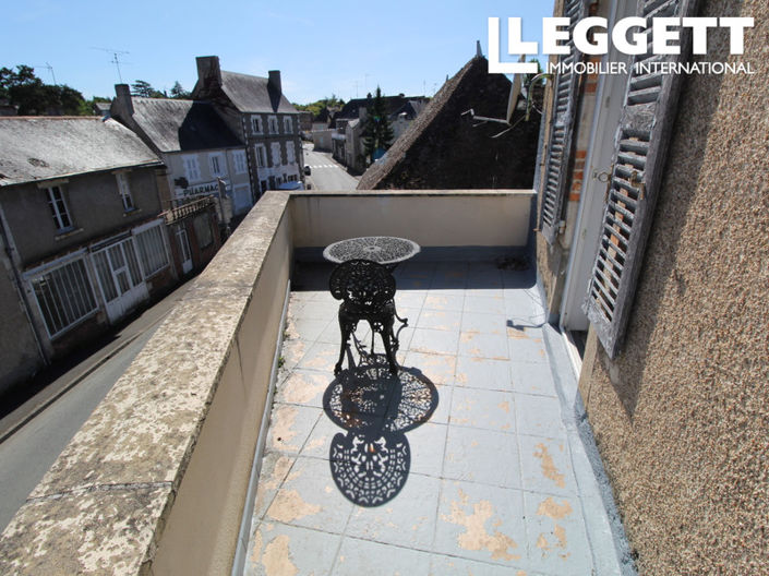 Image No.6-3 Bed House for sale