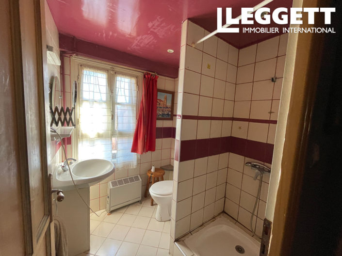 Image No.6-2 Bed House for sale