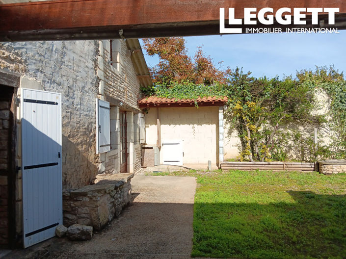 Image No.10-2 Bed House for sale