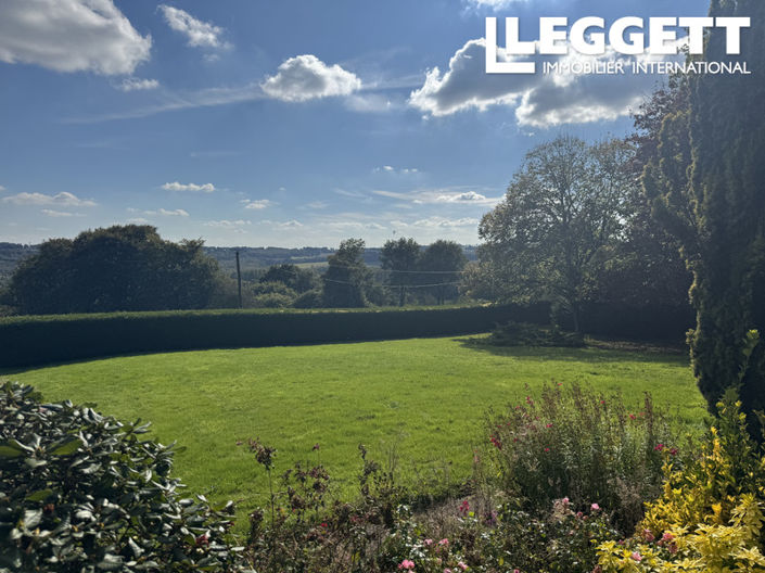 Image No.10-4 Bed House for sale