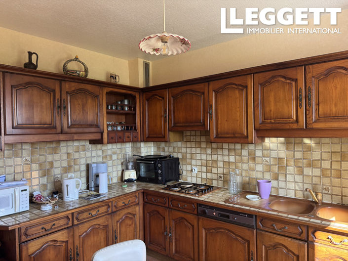 Image No.4-4 Bed House for sale