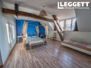 ahr0chm6ly9jzg4uagvzdglhlmltbw8vaw1hz2uvvevom