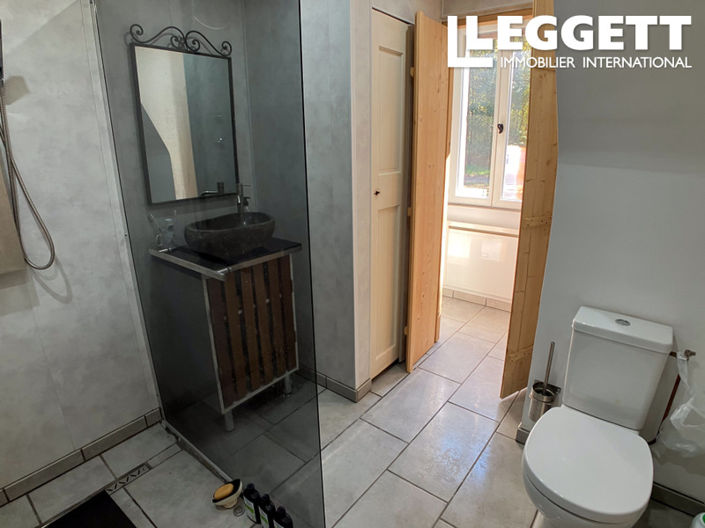 Image No.9-2 Bed House for sale