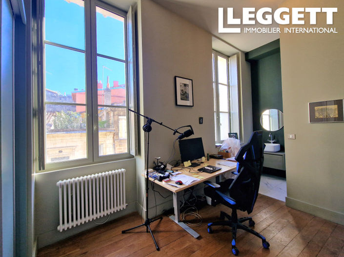 Image No.9-3 Bed Apartment for sale