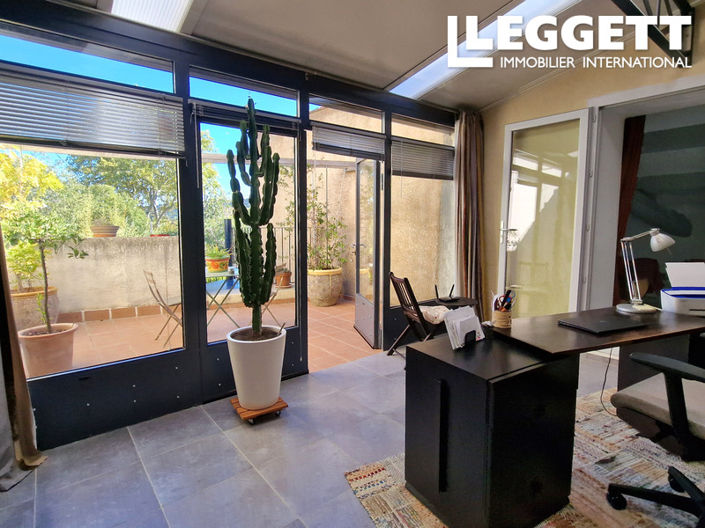 Image No.8-4 Bed House for sale