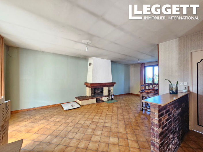 Image No.2-4 Bed House for sale