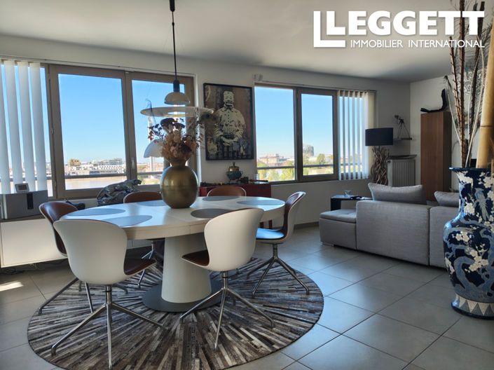 Image No.3-3 Bed Apartment for sale