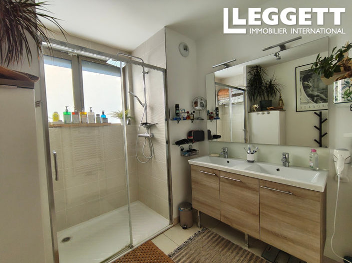 Image No.8-3 Bed Apartment for sale