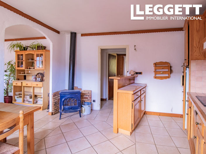 Image No.2-5 Bed House for sale