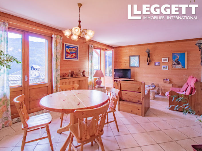 Image No.3-5 Bed House for sale