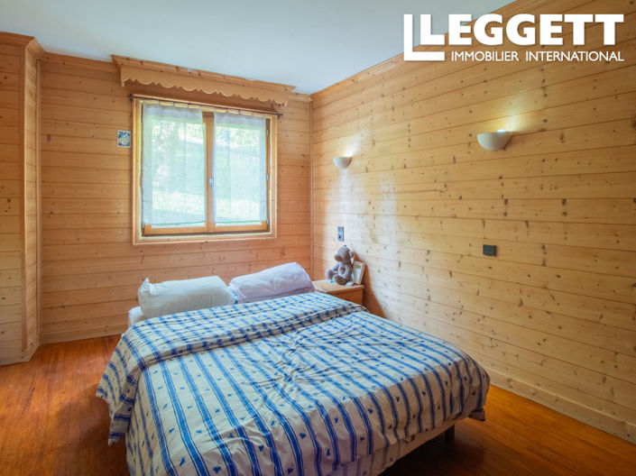 Image No.4-5 Bed House for sale