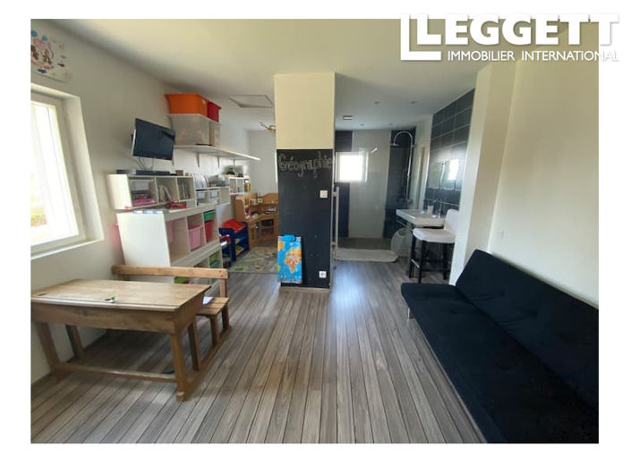 Image No.2-5 Bed House for sale