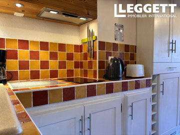 ahr0chm6ly9jzg4uagvzdglhlmltbw8vaw1hz2uvvevom